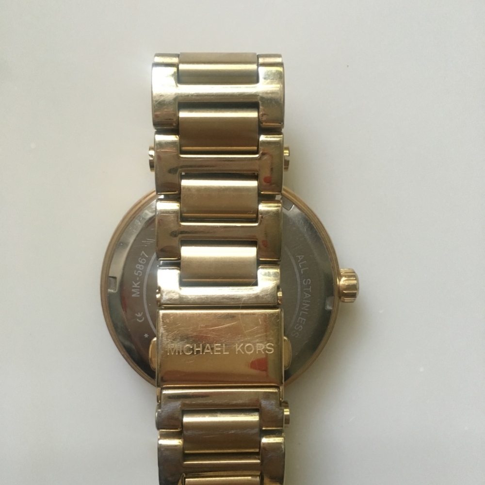 Michael Kors Gold Watch - Picture 4 of 4